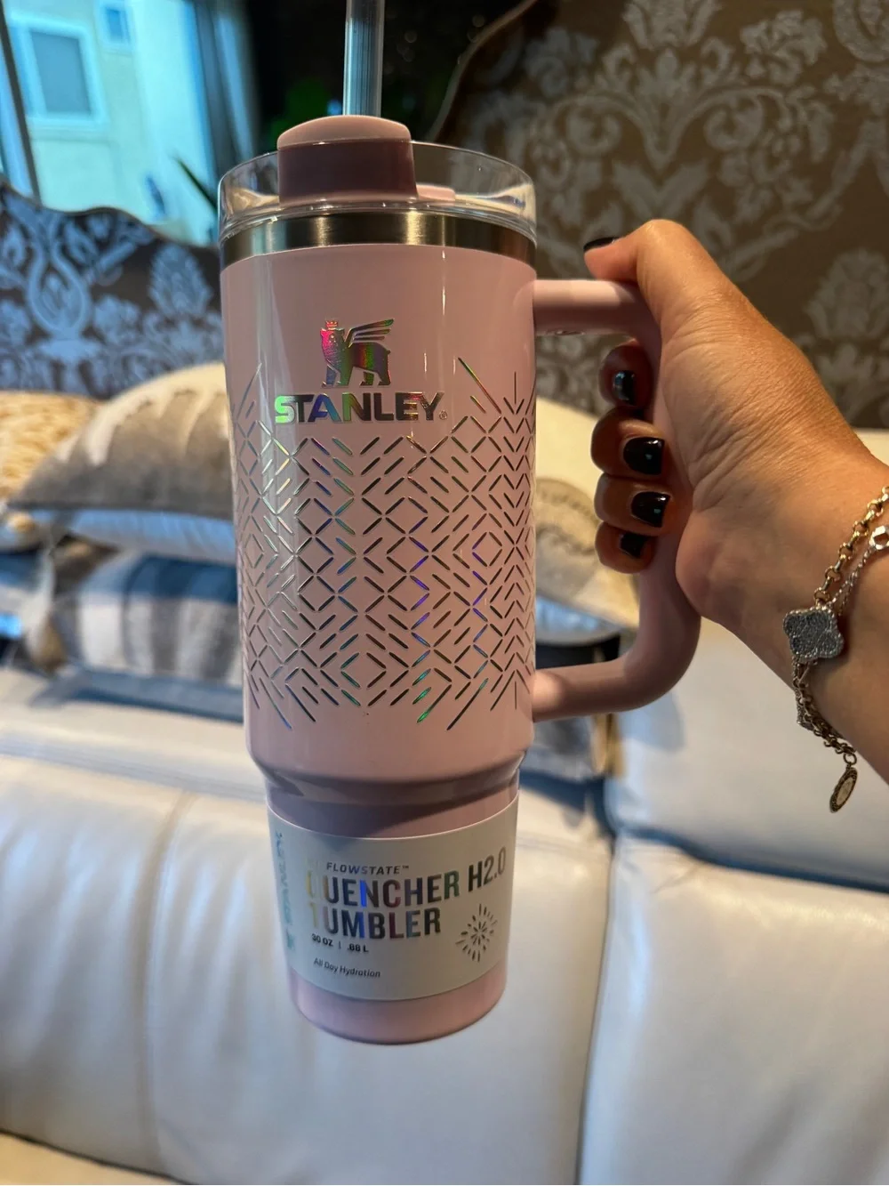 Stanley Pink icicle gloss Flowstate Quencher Tumbler with Handle